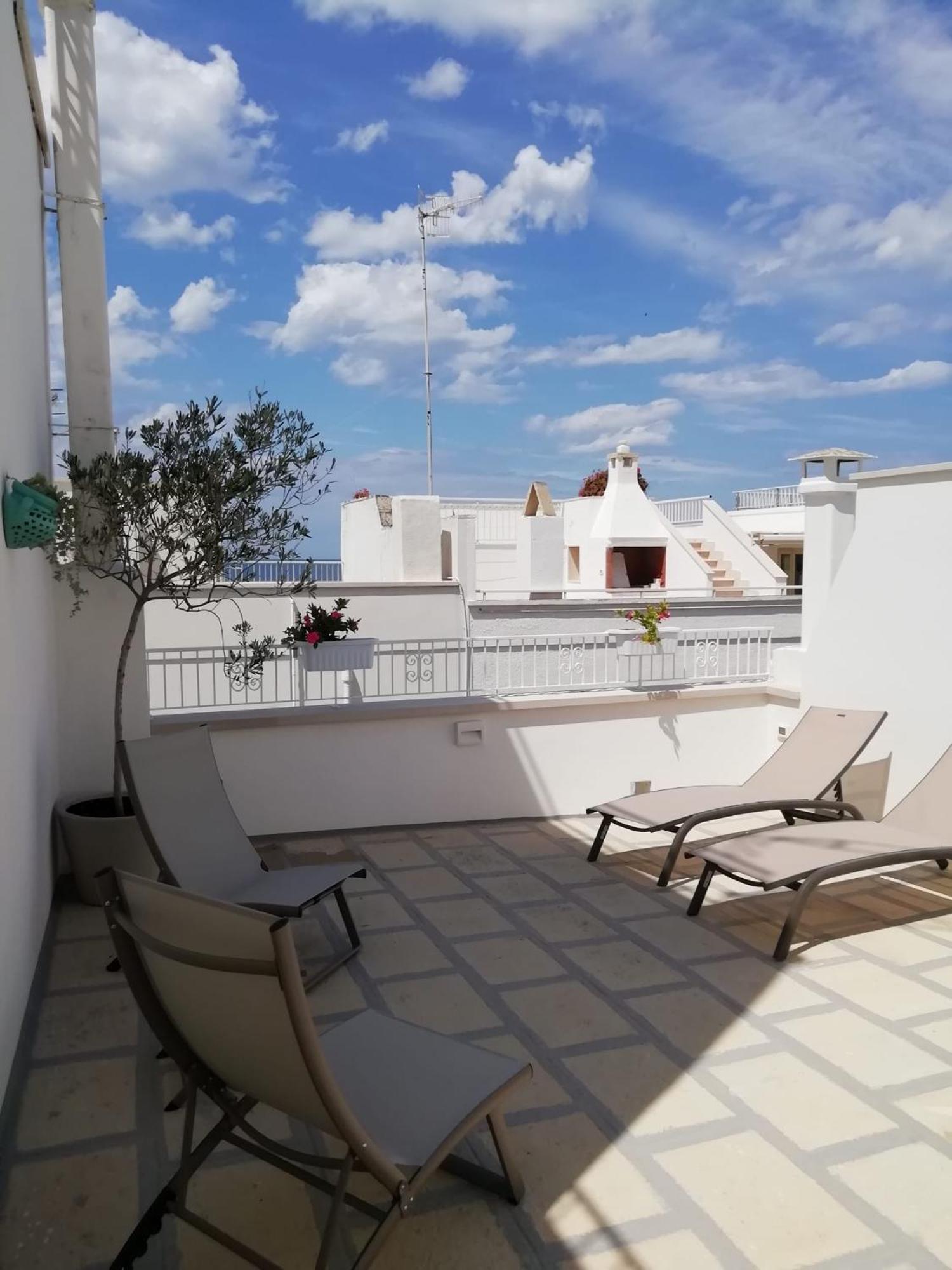 El-Mar Locazione Turistica House With Exclusive Terrace Apartment Полиняно а Маре Екстериор снимка